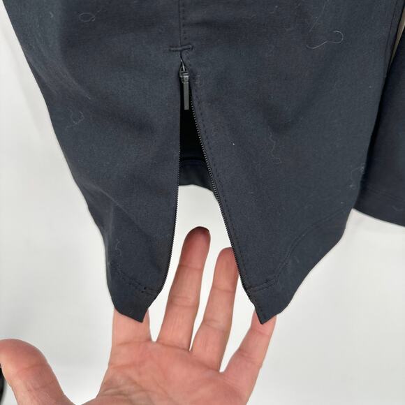 Nike Golf Fit Dry Black Cropped Pants Size 10/ Medium NWT - Picture 4 of 7